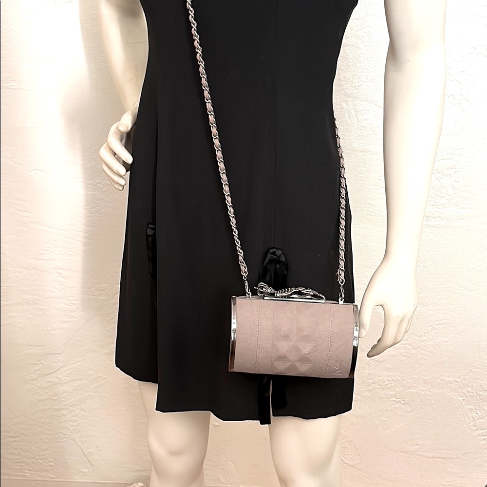 Religion taupe leather covered box bag Clutch with skeleton clasp & Chain Strap - Picture 2 of 12